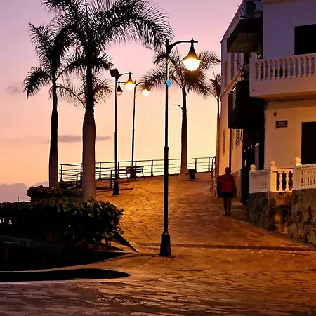 Romantica Ocean Retreat